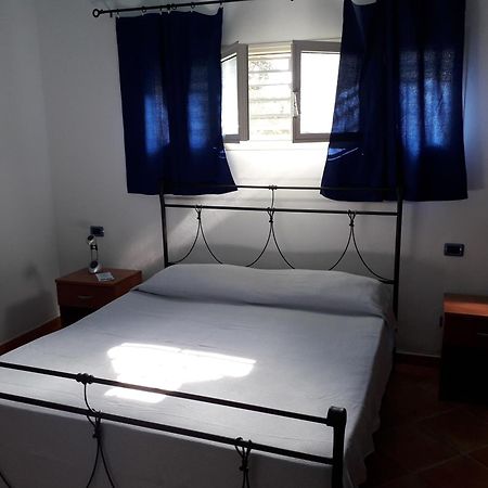 Hotel Su Pasu Tortolì Pokój zdjęcie