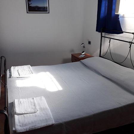 Hotel Su Pasu Tortolì Pokój zdjęcie
